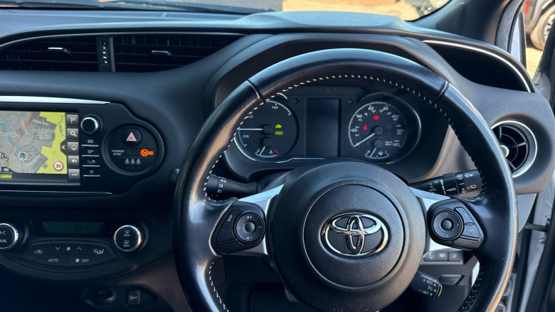 Toyota Yaris 1.5 Hybrid GR-Sport 5dr CVT [Nav] Hybrid Hatchback